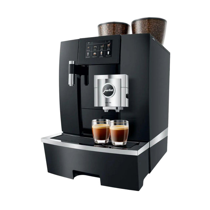 Jura Giga X8c G2 musta täysautomaatti edestä vasemmalta
