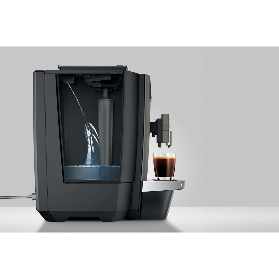 Jura X4c kahviautomaatin vesisäiliö ja vesijärjestelmä
