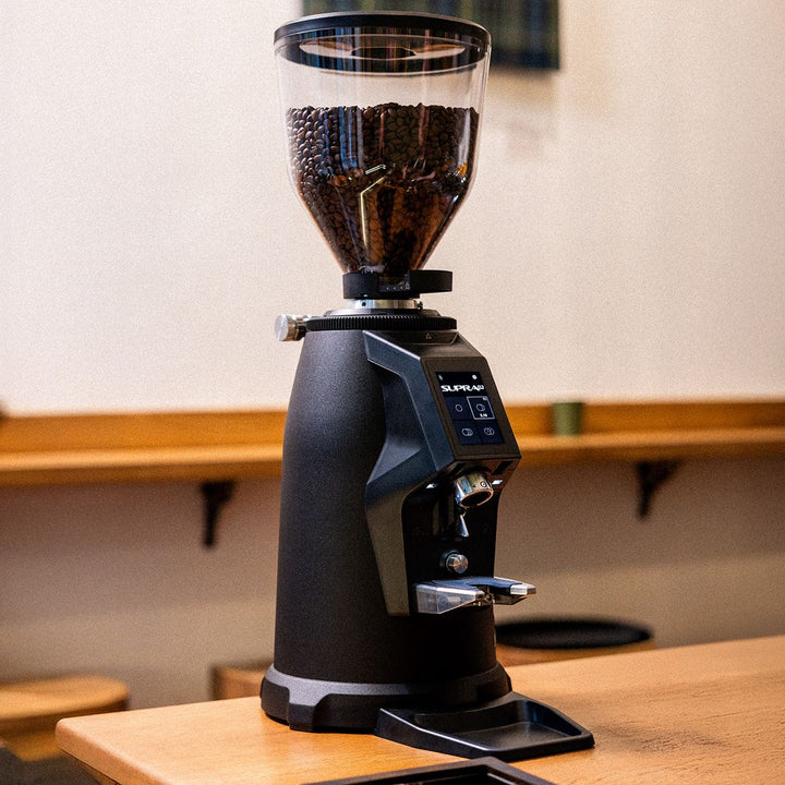 Macap Supra 68 – espressomylly kahvilassa