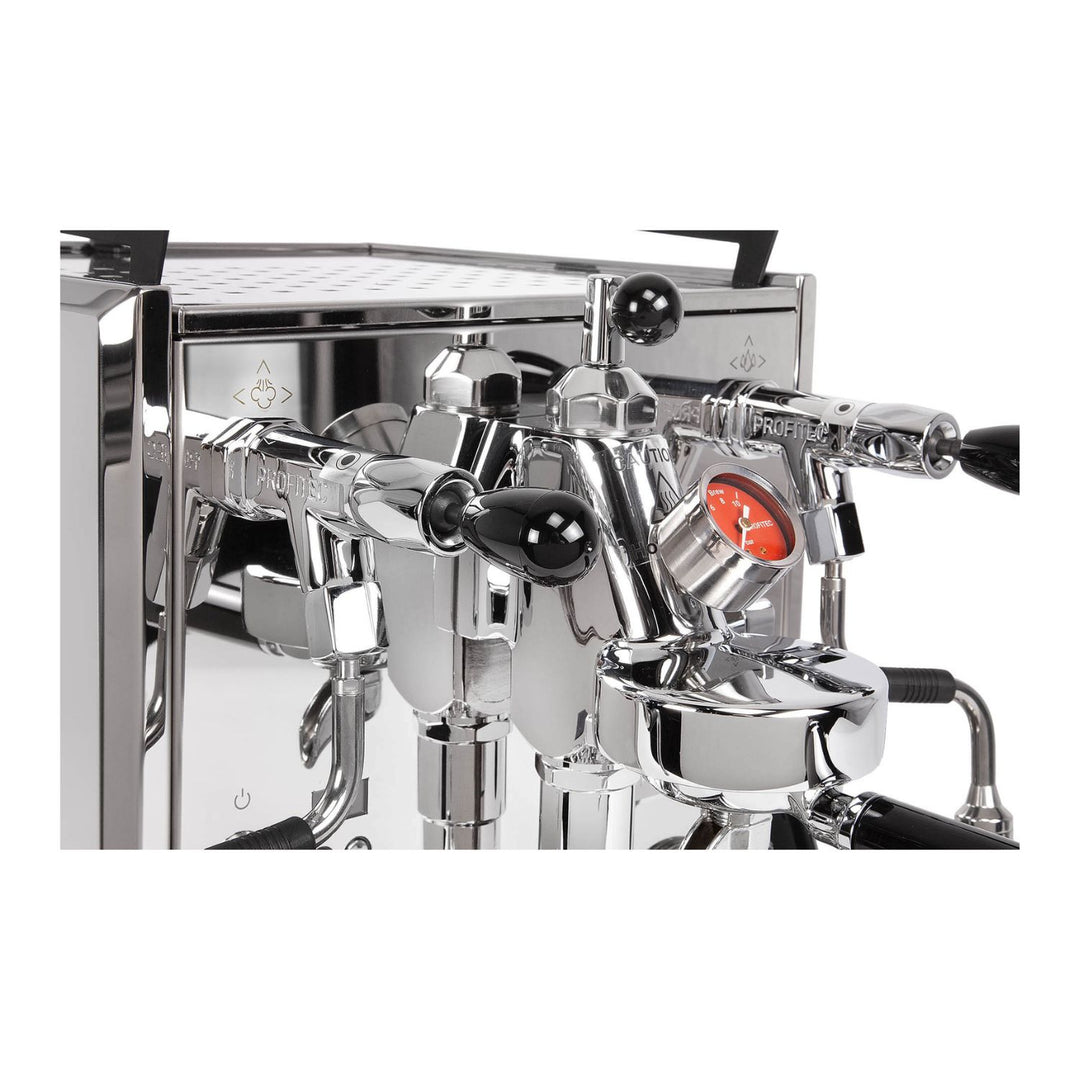 Profitec DRIVE flow control venttiili lähikuva